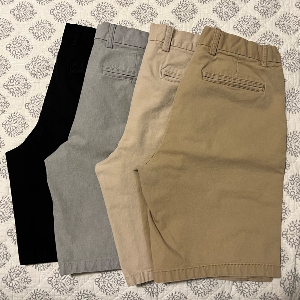 4-Pack (Lot) Old Navy Slim Chino Shorts